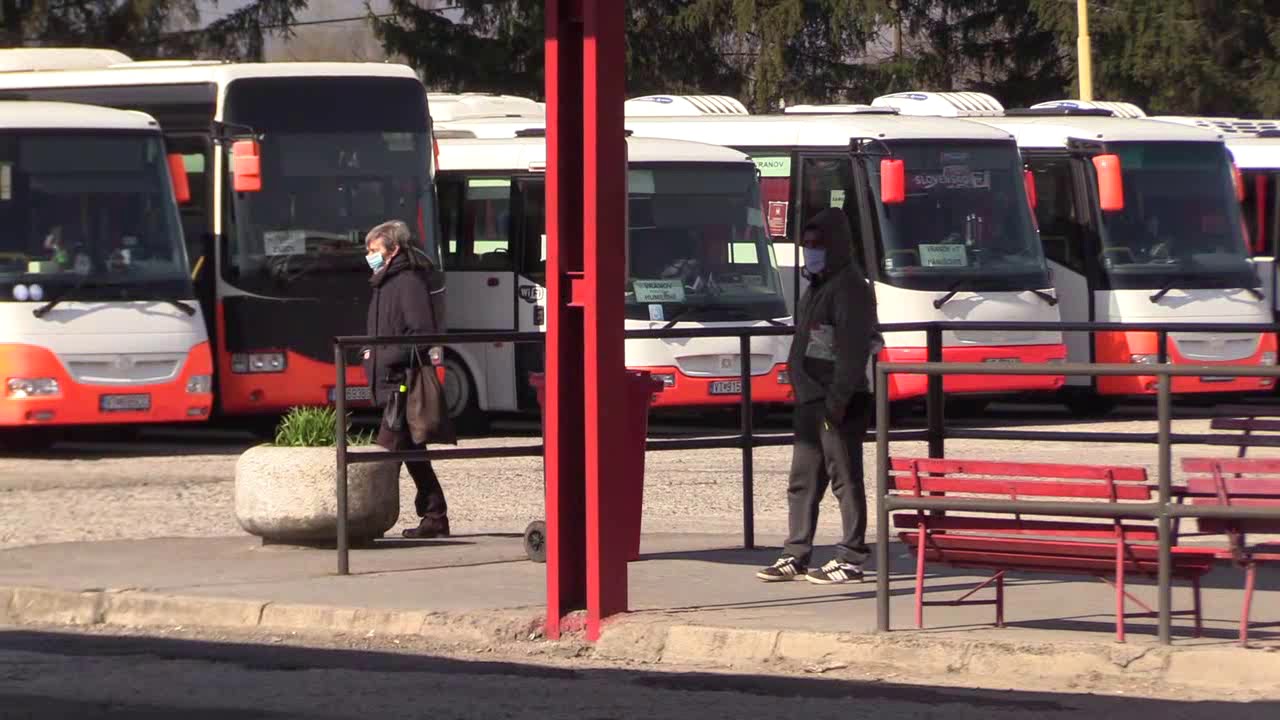 Od 1. mája budú autobusy v PSK jazdiť podľa režimu letných prázdnin