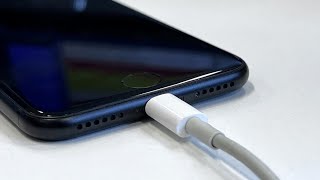 Est-ce qu'un chargeur dans une prise consomme ?