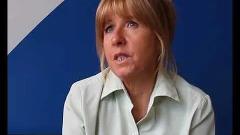 Certificate III in Aged Care: Course Overview | Education Institute