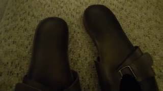 Neighbours Stinky Flip Flops