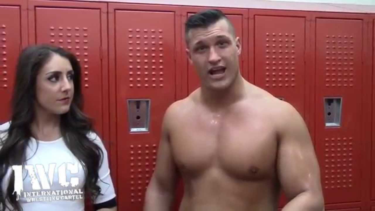 From 2015: clean shaven Wardlow being interviewed by generic interviewer Britt Baker : r/SquaredCircle