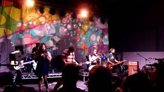 THE GO! TEAM - Get it together (Live @Indietracks) (26-7-2015)