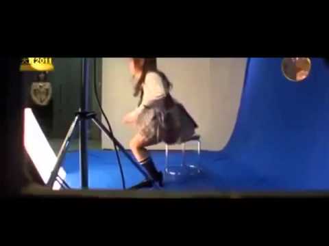 japan-prank-chair-prank-is-to-a-woman-that-could-have-been-dangerous-2