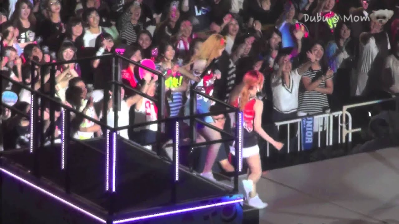 150726 SNSD - Love&Girls @SMT Osaka (Seohyun focus)