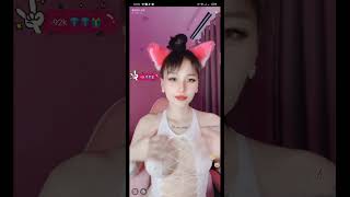 Bé Cáo bigo live hoá đĩ làm những hành động cực dâm