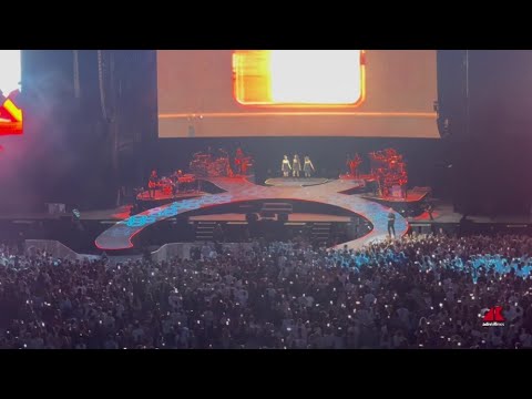Video Eros Ramazzotti scalda la sua città, in 42mila allo stadio Olimpico - Video