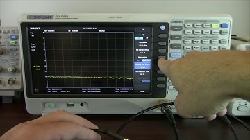 Siglent Spectrum Analyzer with Tracking Generator Performing Amplifier Gain Verification