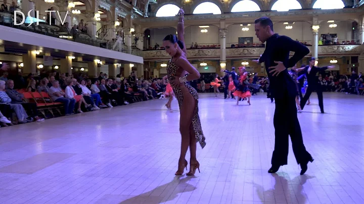 Lloyd Perry & Rebecca Scott Cha Cha WDC AL Europea...