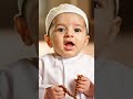 مشهد مؤثر طفل صغير داخل المسجد يقول لا تزعل ولا تحزن فرج الله قريب