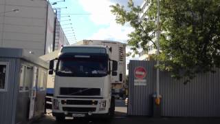 видео: Фура и ворота картинка: Фура и ворота