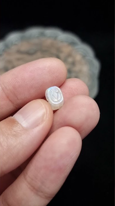 Gelang Liontin Batu White Moonstone PiXiu Biduri Bulan Lurus 9mm B169