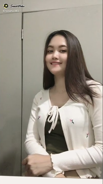 Minum kopi di temani cewek cantik.
