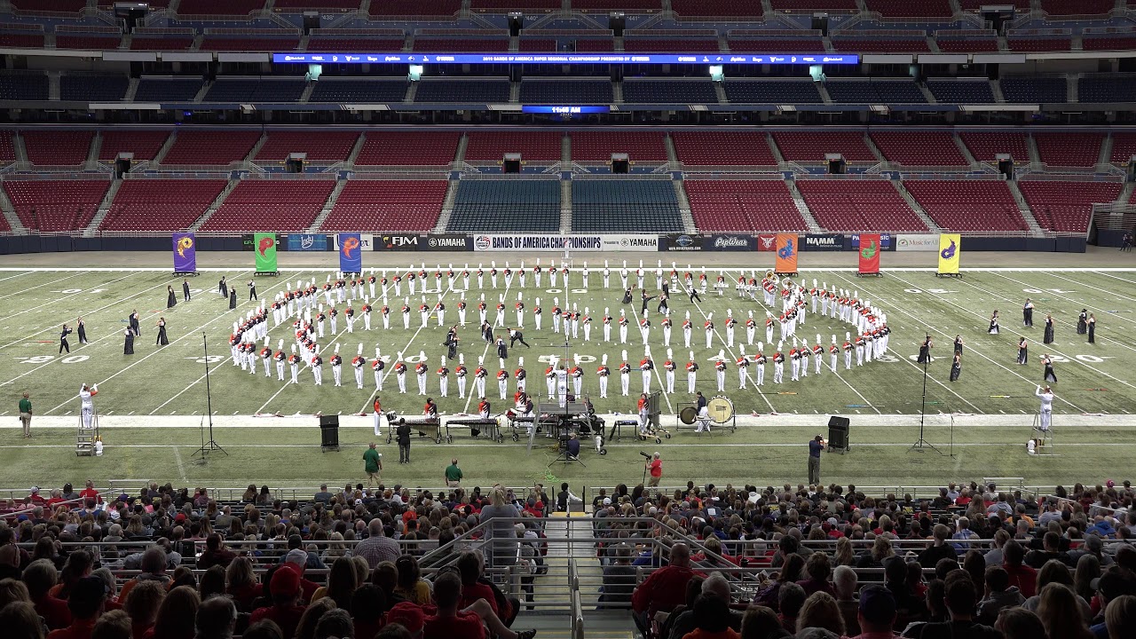Marching Bulldogs at Bands of America Super Regionals in St. Louis