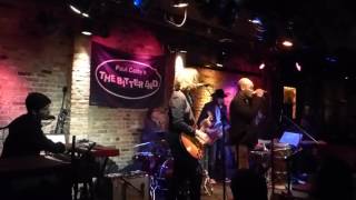 Video voorbeeld van "Scott Sharrard & The Brickyard Band - Mighty Mighty - Spade & Whitey  4-26-17 Bitter End, NYC"