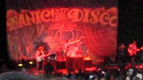 Panic! at the Disco - "I Write Sins Not Tragedies" (live)