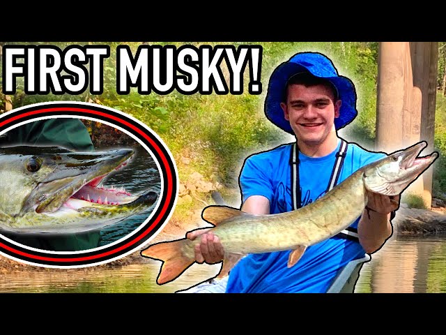 I CAUGHT MY FIRST MUSKY! (Fish of 10,000 Casts) 