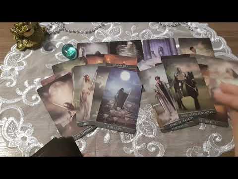 Расклад таро на тему: "Любовный треугольник: я - любовница, она - жена"