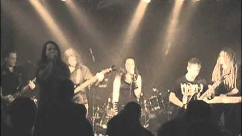 Queen of Darkness live