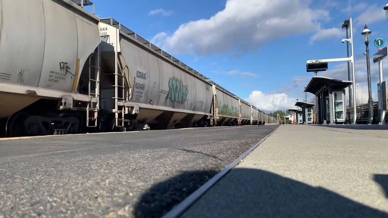 BNSF 7579 a new shot 