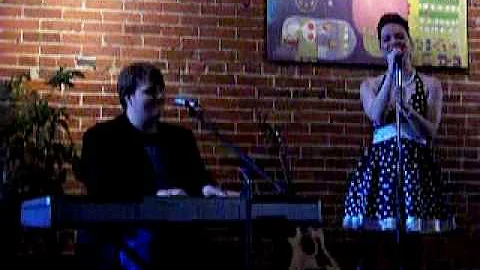 Tabitha Cox performing "didn't mean to love you" f...