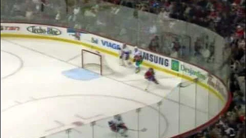 Zenon Konopka vs Travis Moen Oct 27, 2010