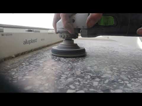 Wideo: Jak polerować podłogę z lastryko?