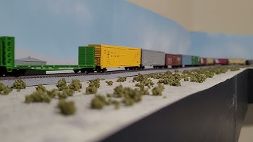 N scale BNSF Mojave desert shelf layout