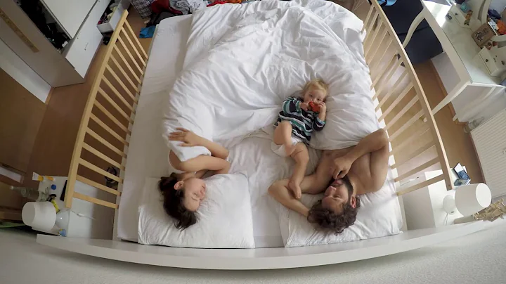 Cutest video with baby and his sleepy parents - DayDayNews