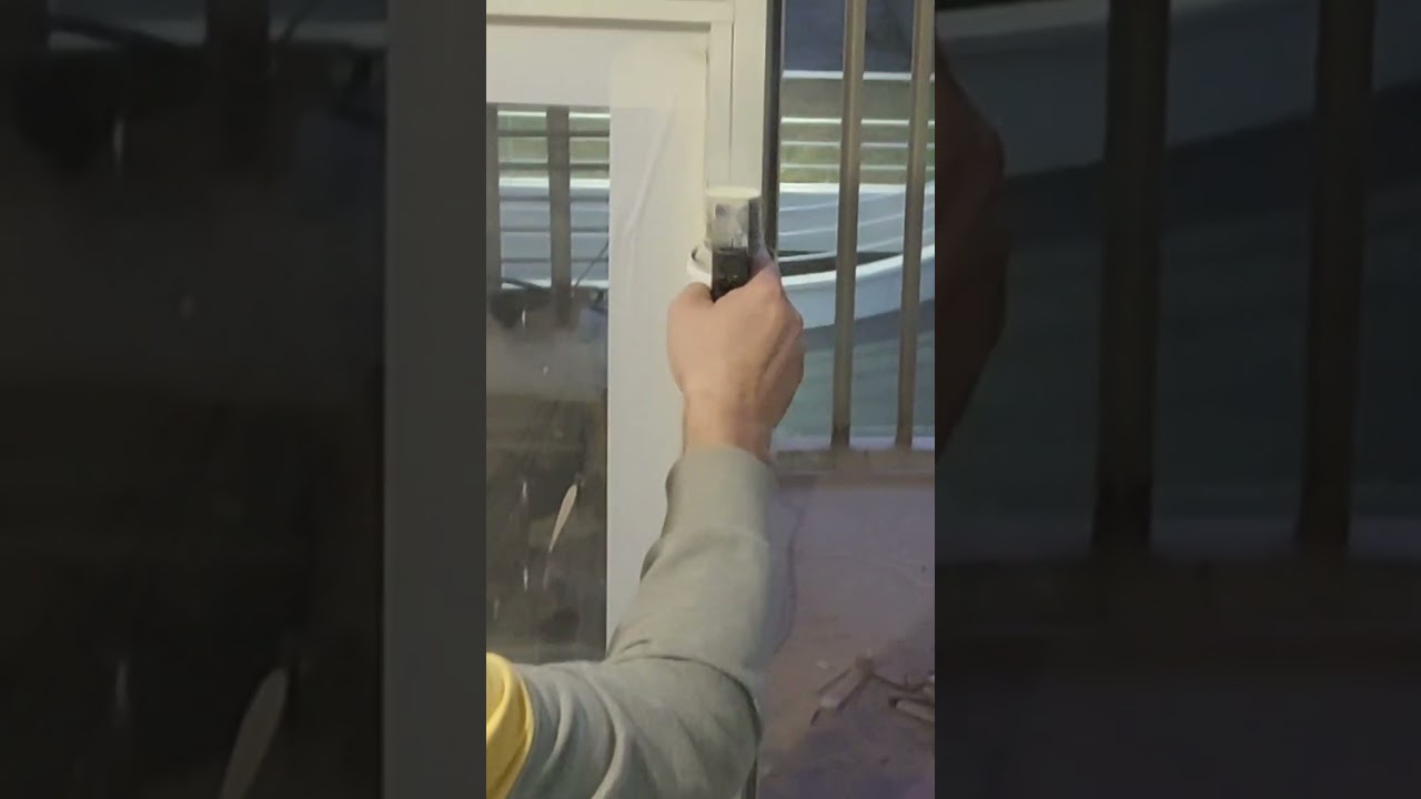 Verniciare infissi in alluminio in modo perfetto con vernice spray 