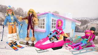 It Really Snows! Bratz Snow Lodge for Dolls Pondok salju Skieur Schneehütte Esquiador دمية باربي