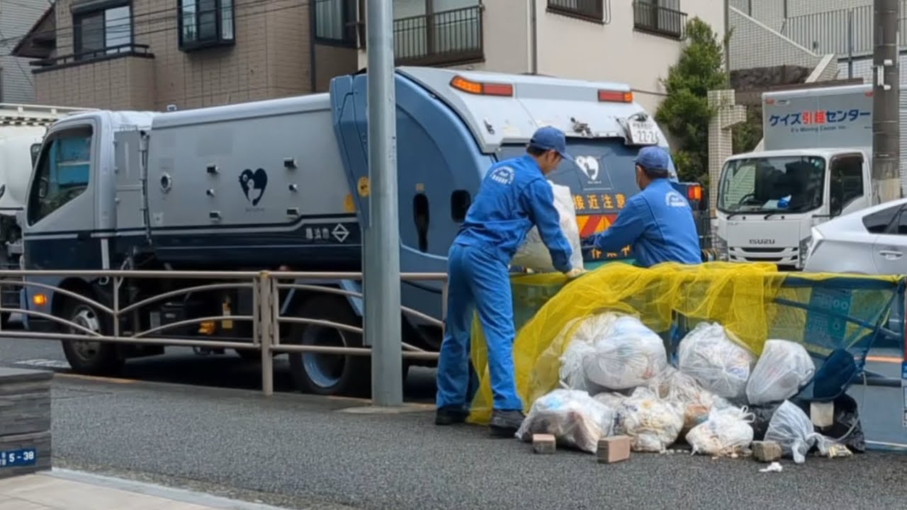 横浜市資源循環局ごみ収集車② - YouTube