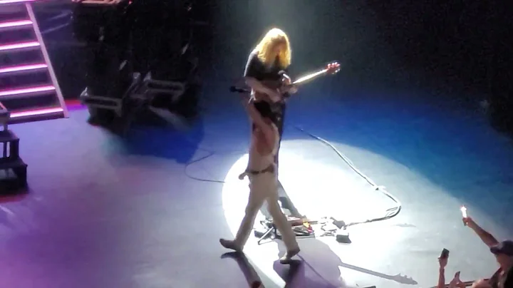 One Night of Queen - 'Gary Mullen' and 'The Works' -  Bohemian Rhapsody