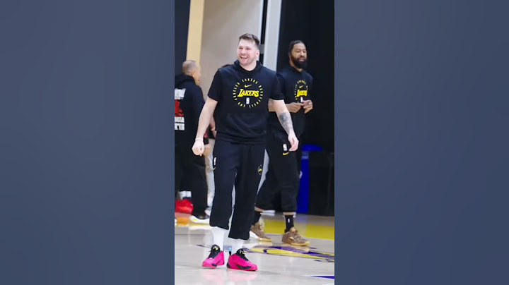 🔥 Luka Doncic and Dorian Finney-Smith drilling mid-court shots in Lakers practice.