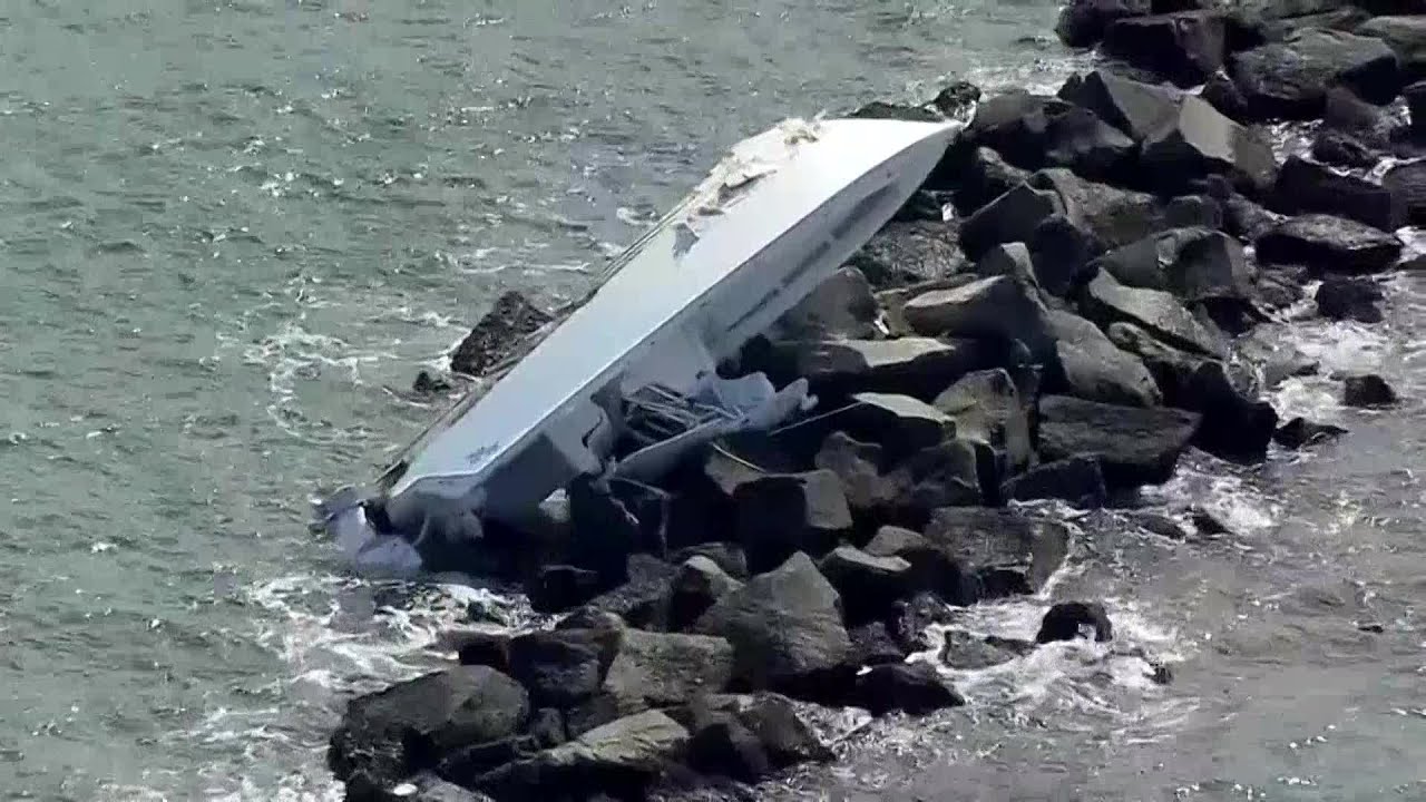 boat crash jose marlins pitcher jose fernandez killed in boating accident boat crash jose marlins pitcher jose fernandez killed in boating accident