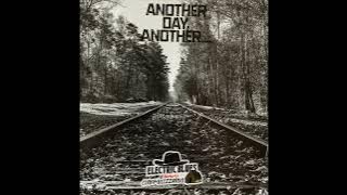 ELECTRIC BLUES HONORS CUBY   BLIZZARDS   Five Long Years