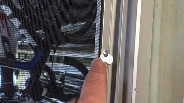 Better Inventions - Flyscreen clip