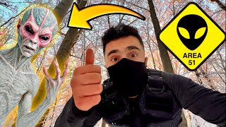 كائن فضائي يهاجمني في منطقة عسكرية