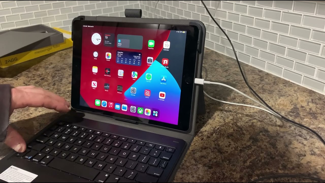 ZAGG Messenger Folio Keyboard For iPad - YouTube