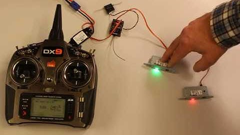 Servoless payload release E-Flite EFLA405