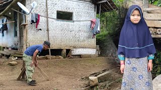 Download Lagu KAGET‼️NIKAH BEDA USIA 35 TAHUN GADIS CANTIK PILIH HIDUP DI HUTAN BERSAMA SUAMI TUA MP3 Download Lagu KAGET‼️NIKAH BEDA USIA 35 TAHUN GADIS CANTIK PILIH HIDUP DI HUTAN BERSAMA SUAMI TUA MP3
