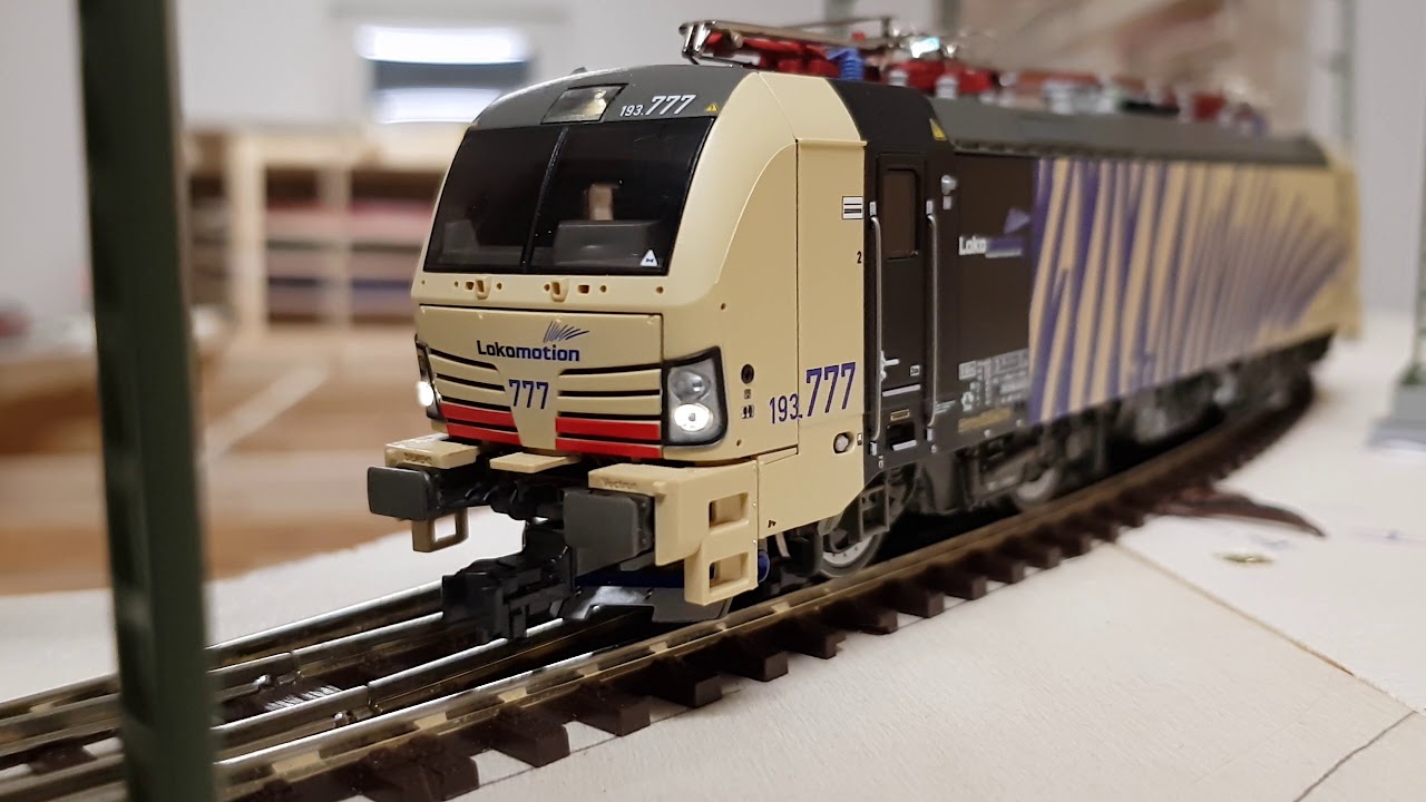 Roco 73942 Elektrolokomotive  VECTRON 193 777-0 TEE ZEBRA Neuheit 2018 ZIMO SOUND DECODER DB