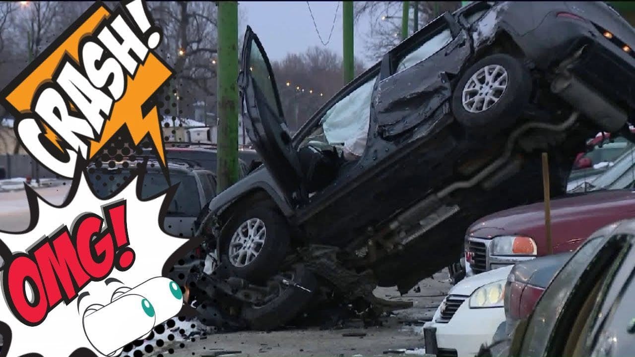 US Cars Driving Fails Compilation 2022, Instant Karma, Idiot Drivers- #10