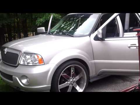 Lincoln Navigator 0n 28s