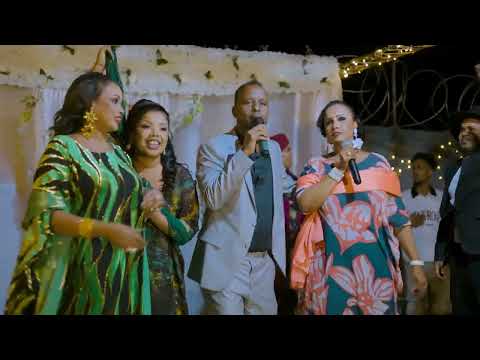 CALI NUUR FT FARDUUS AXMED SHOWGII FANAANINTA JABUUTI