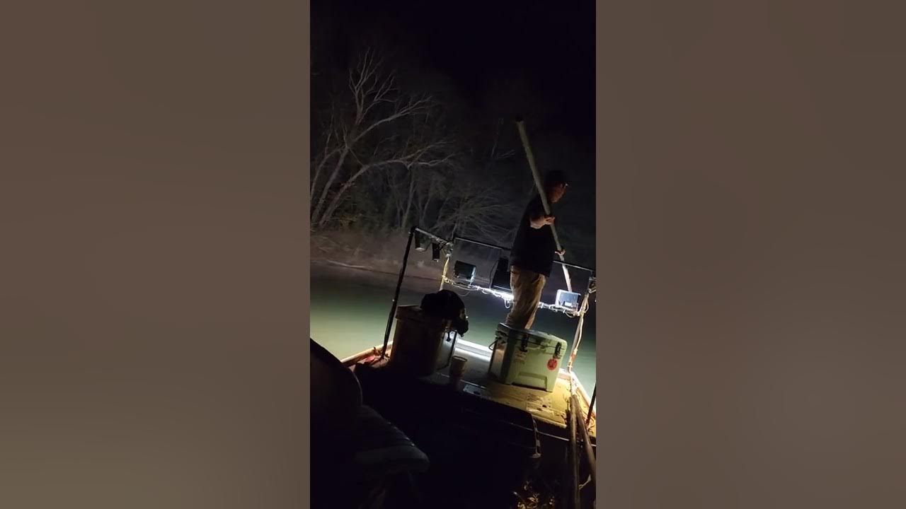 Fish gigging in Missouri 2022 YouTube