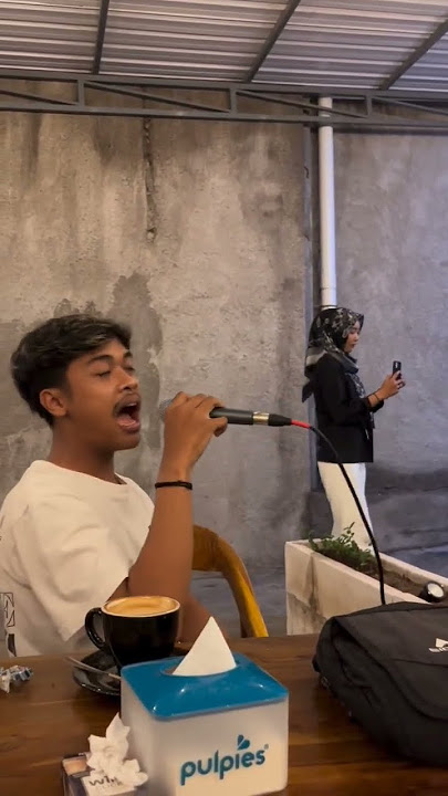 LAMUNAN #laguviraltiktok #lamunan #storylagucover #cover #storyakustik #coverlagu #coversong
