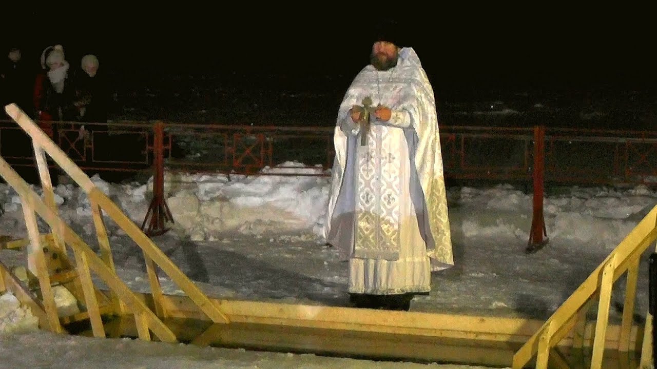 крещенские купания. колонистский пруд в пушкине крещение. крещенские купания в пушкино. крещенские купания орехово-зуево. крещенские купания.