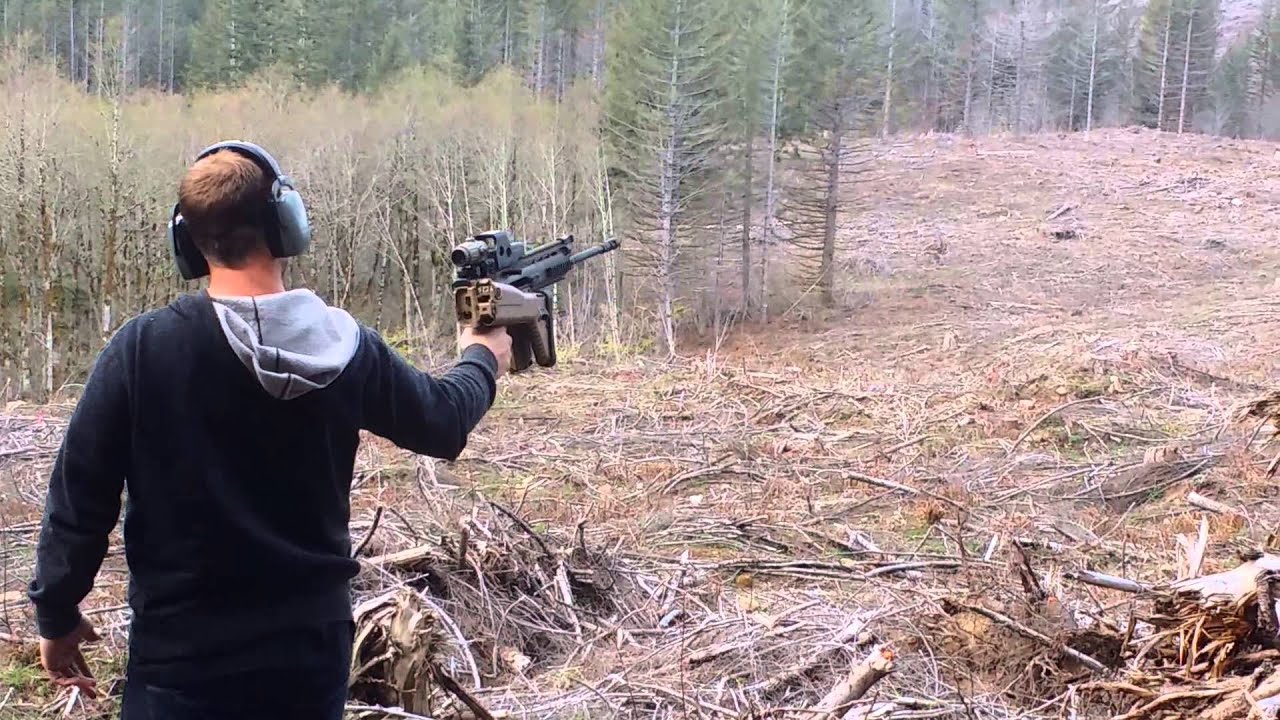 Douche adam scar 17 pistol pew pew - YouTube