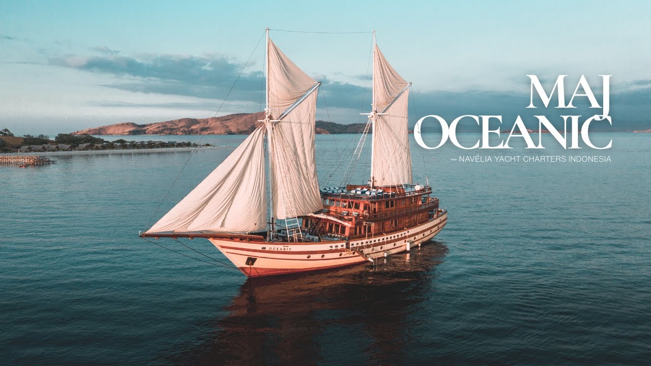 The Maj Oceanic video tour — private yacht charter in Komodo National Park