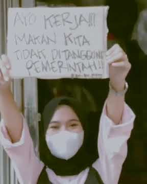 wanita pekerja keras - Story wa